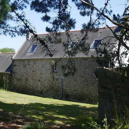 711- Spacieuse Ferme Bretonne Avec Sauna Et Grand
