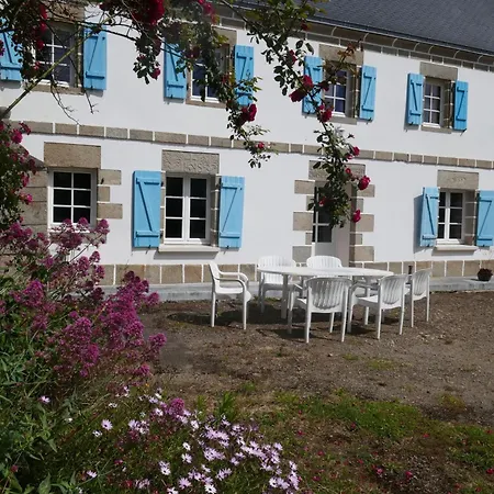 711- Spacieuse Ferme Bretonne Avec Sauna Et Grand Dom wakacyjny *