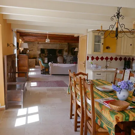 711- Spacieuse Ferme Bretonne Avec Sauna Et Grand