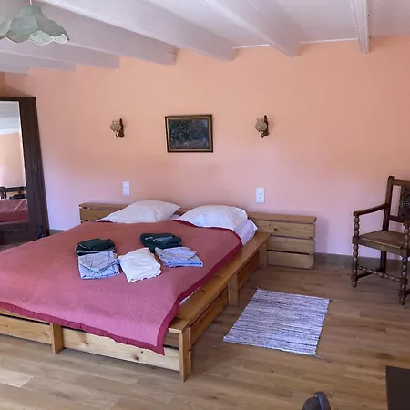 711- Spacieuse Ferme Bretonne Avec Sauna Et Grand